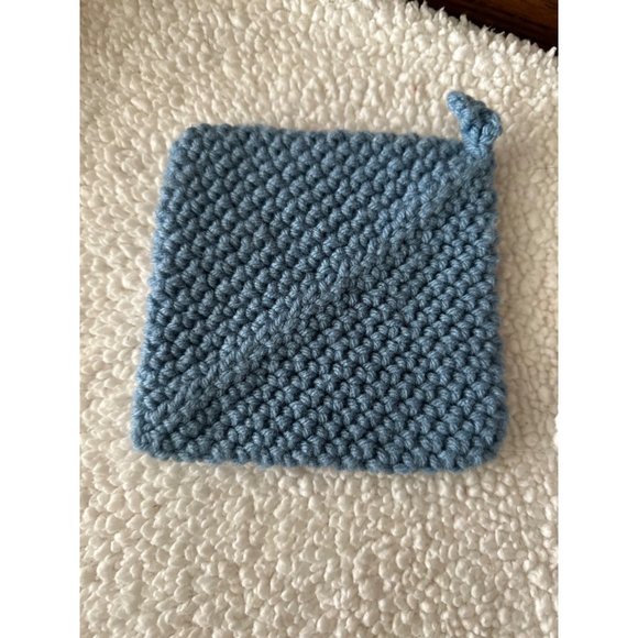 5 crochet pot holders - Picture 3 of 6